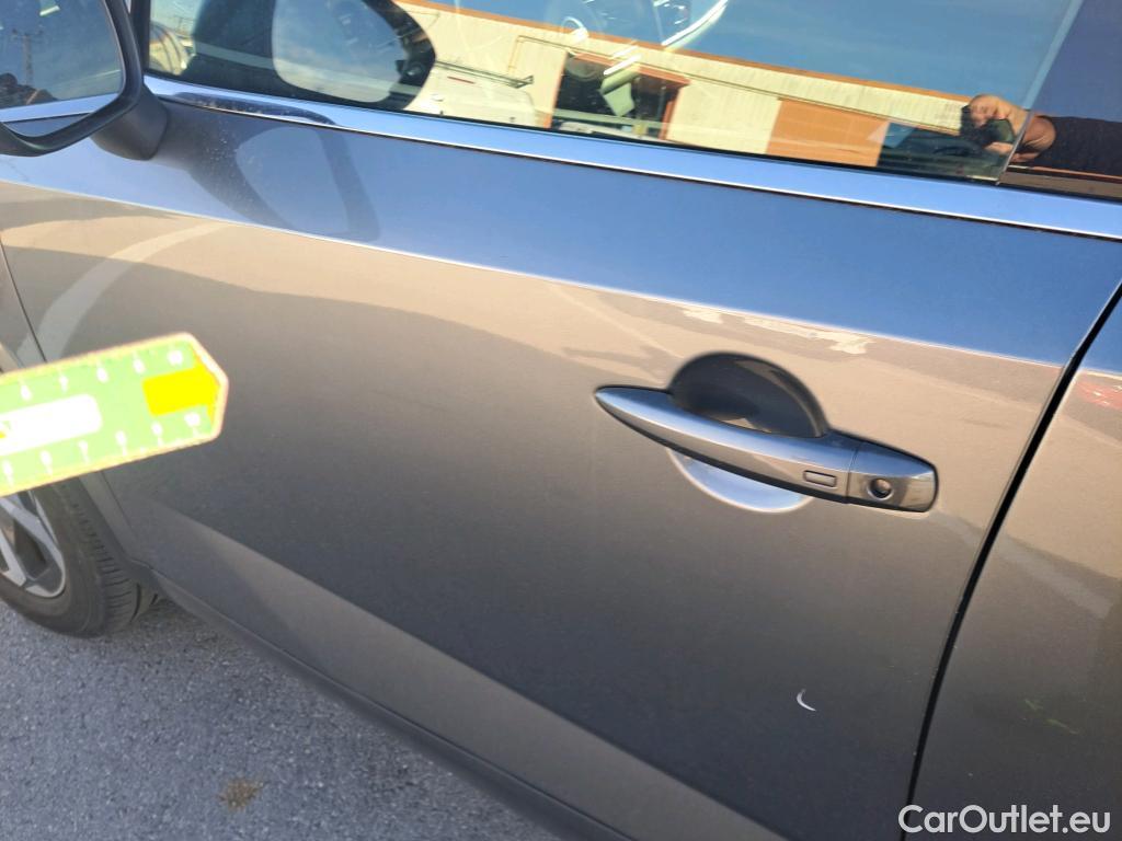  Nissan  Qashqai NISSAN  / 2021 / 5P / todoterreno DIG-T 116kW Xtronic N-Connecta (Skyline) #11