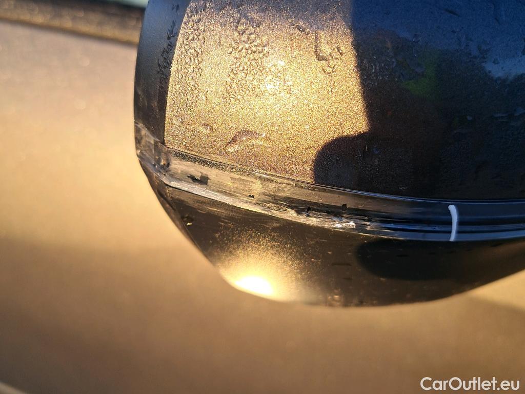  Peugeot  3008 PEUGEOT  Hybrid / 2020 / 5P / todoterreno 225 e-EAT8 Allure #4