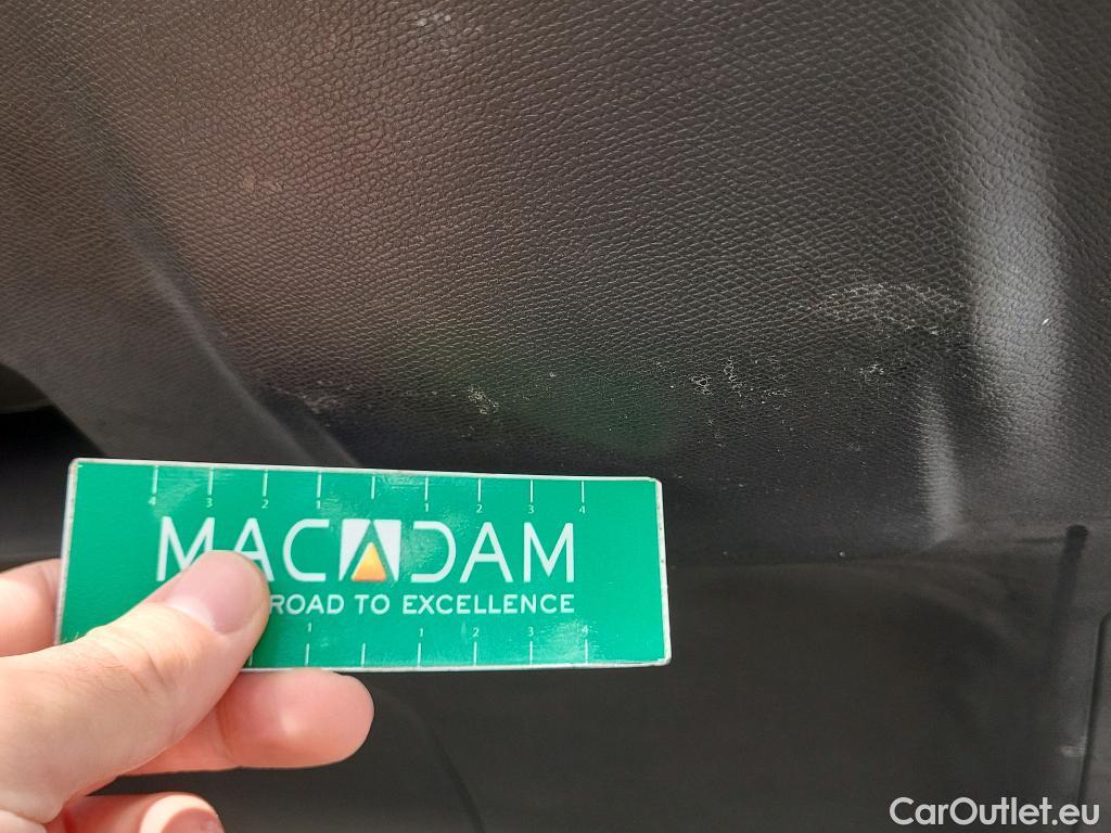  Peugeot  5008 PEUGEOT  / 2020 / 5P / todoterreno 1.5 BlueHDi 96kW S&S Allure Pack EAT8 #16