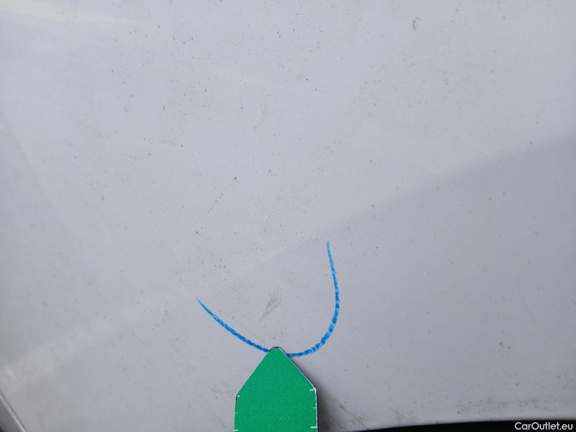  Peugeot  2008 PEUGEOT  / 2019 / 5P / todoterreno Allure BlueHDI 130 S&S EAT8 #15