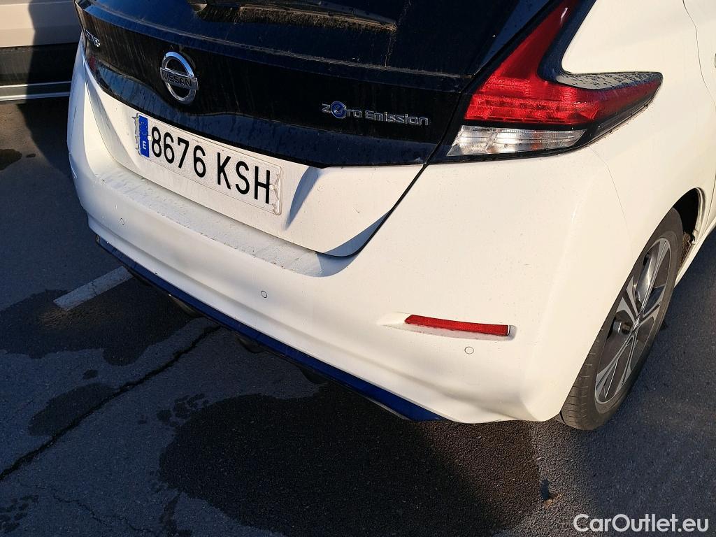  Nissan  Leaf NISSAN  / 2017 / 5P / berlina con portón 40kWh N-Connecta #21