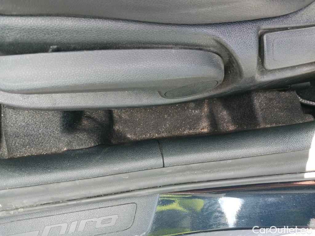  KIA  Niro KIA  / 2019 / 5P / crossover 1.6 GDi PHEV 104kW (141CV) Drive #7