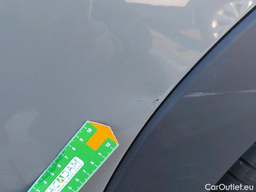  Mini  Cooper MINI MINI / 2014 / 3P / berlina con portón ONE #10