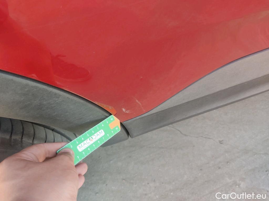  Opel   Grandland X OPEL / 2017 / 5P / todoterreno 1.2 Turbo Ultimate Auto #12