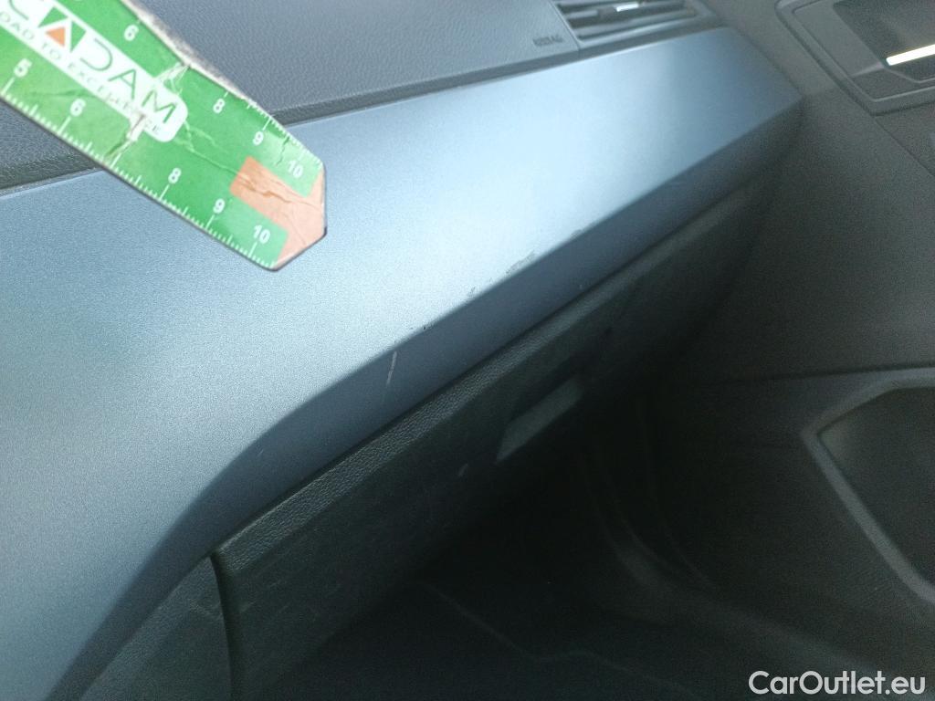  Seat  Arona SEAT  / 2017 / 5P / todoterreno 1.0 TSI 85kW (115Cv) Style Edition Eco (CX) #3