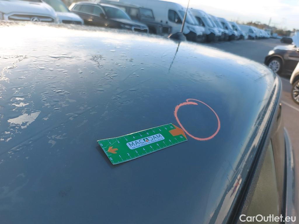  Mini  Cooper MINI MINI / 2014 / 3P / berlina con portón ONE #53