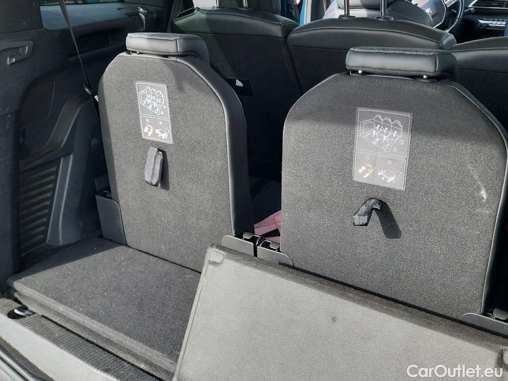  Peugeot  5008 PEUGEOT  / 2020 / 5P / todoterreno 1.5 BlueHDi 96kW S&S Allure Pack EAT8 #23