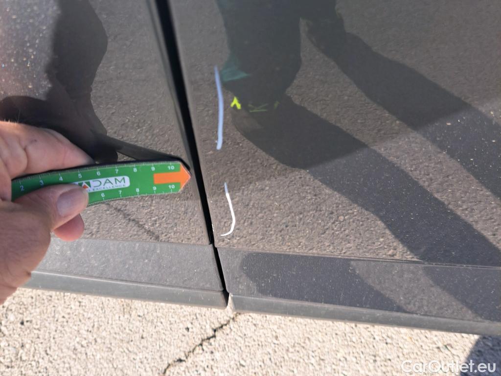  Nissan  Qashqai NISSAN  / 2021 / 5P / todoterreno DIG-T 116kW Xtronic N-Connecta (Skyline) #2