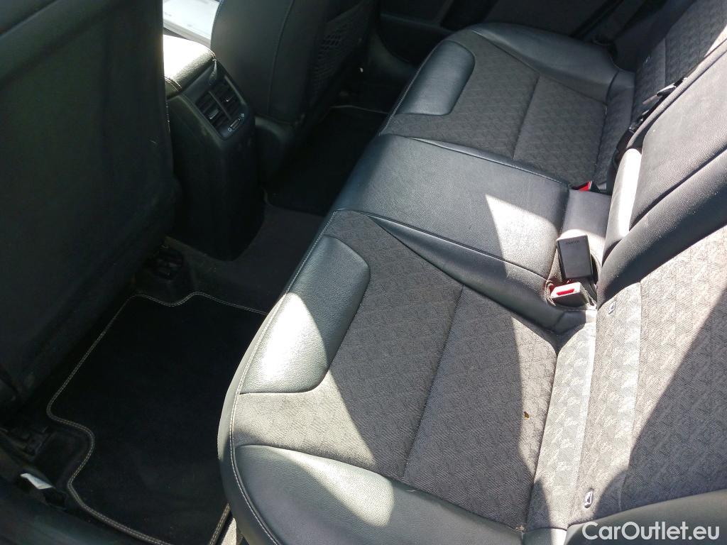  KIA  Niro KIA  / 2019 / 5P / crossover 1.6 GDi PHEV 104kW (141CV) Drive #13