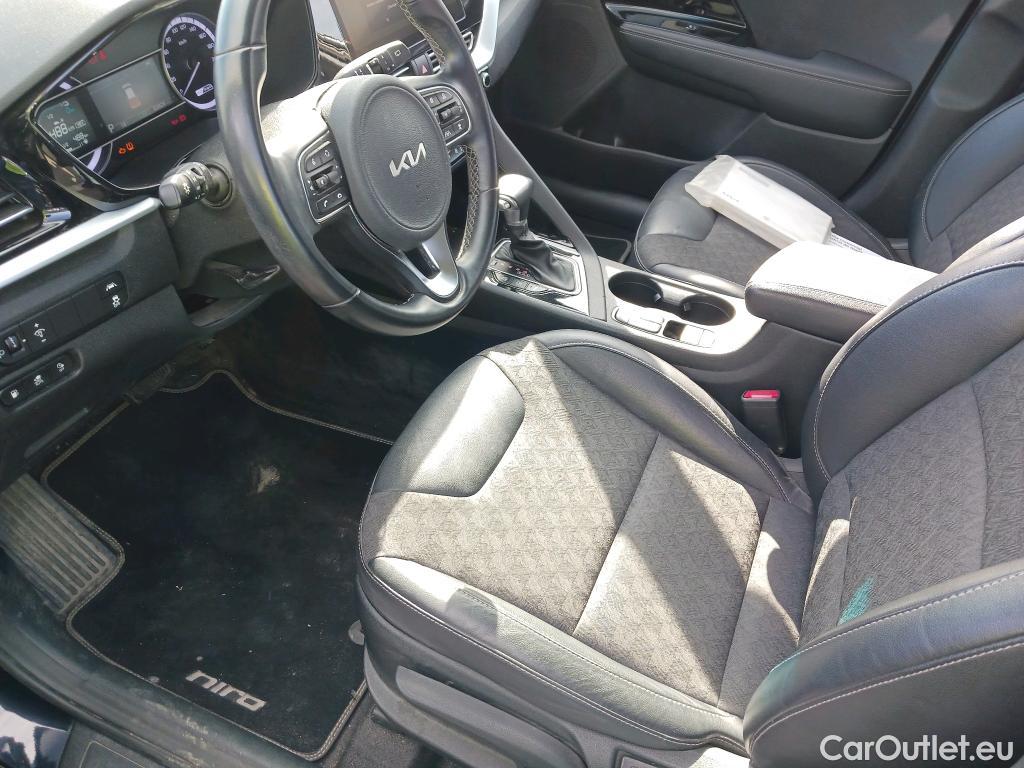  KIA  Niro KIA  / 2019 / 5P / crossover 1.6 GDi PHEV 104kW (141CV) Drive #14