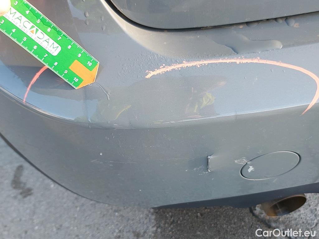  Mini  Cooper MINI MINI / 2014 / 3P / berlina con portón ONE #6