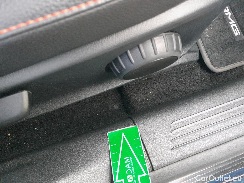  Mercedes  A-Klasse MERCEDES-BENZ Clase A / 2018 / 5P / berlina con portón A 250 e #6