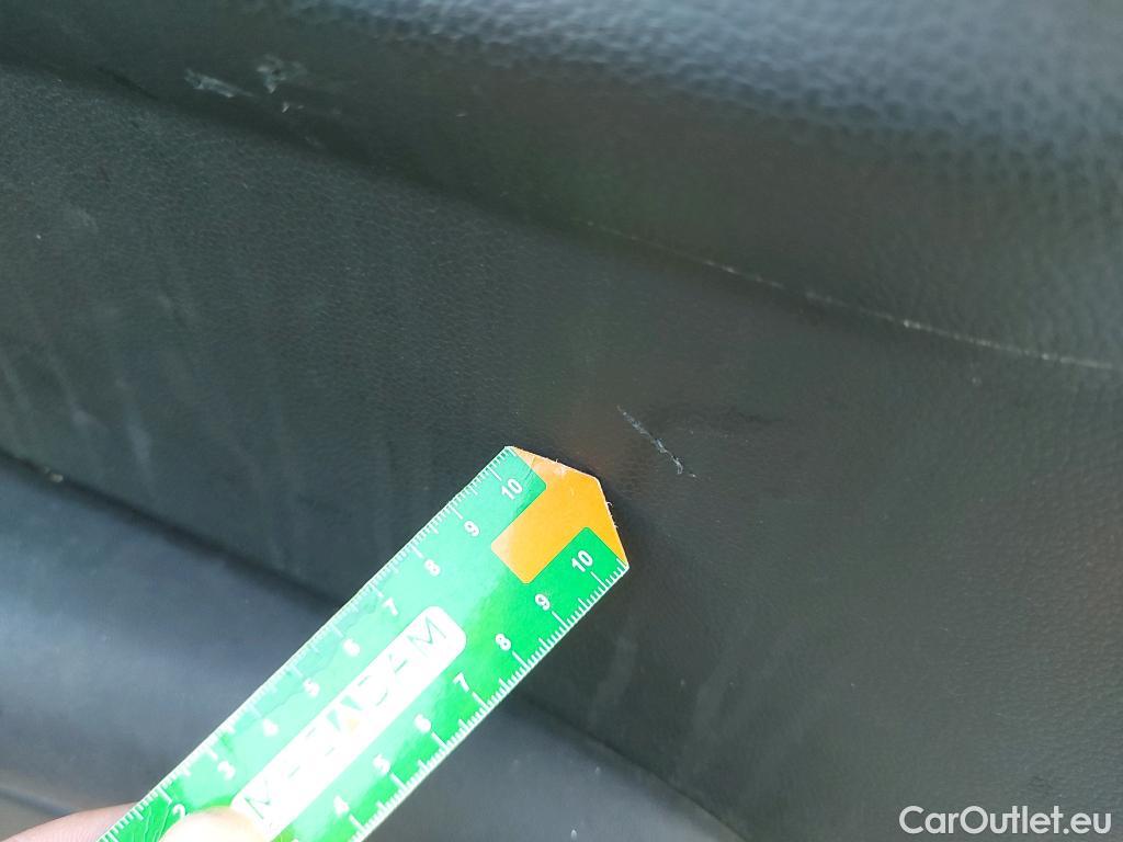  Mini  Cooper MINI MINI / 2014 / 3P / berlina con portón ONE #37