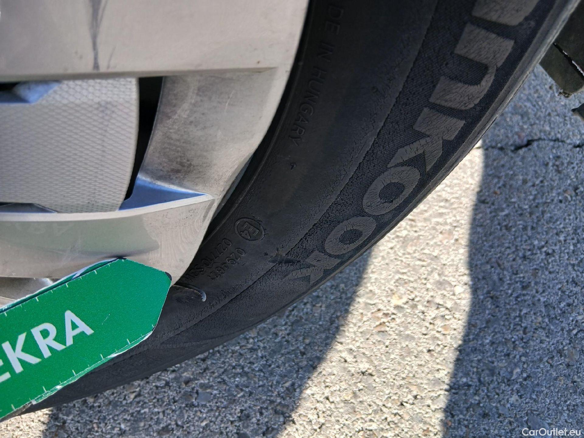  Seat  Ibiza SEAT  / 2017 / 5P / berlina con portón 1.0 MPI 59kW (80CV) Reference Plus(SP) #14