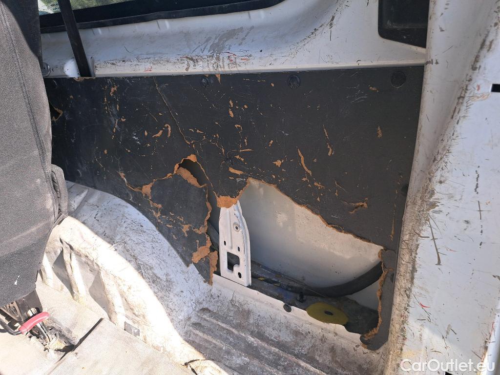  Citroen  Jumpy CITROEN  / 2016 / 4P / combi Combi Talla XL BlueHDi 120 S&S Confort #66