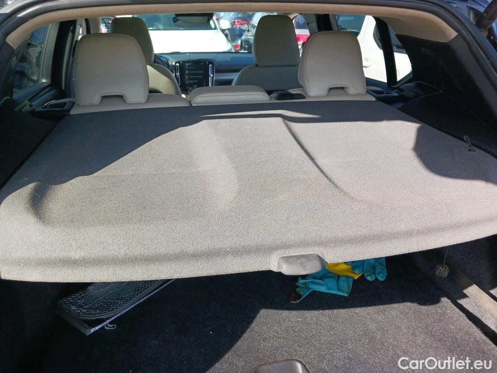  Volvo  XC 40 VOLVO XC40 / 2017 / 5P / todoterreno 1.5 T5 Twin Business Plus Auto #36