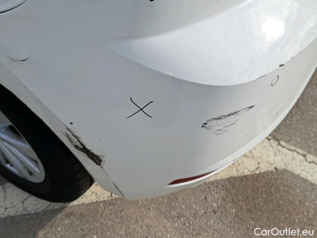  Seat  Ibiza SEAT  / 2017 / 5P / berlina con portón 1.0 TSI 81kW (110CV) Style Plus (AC) #12