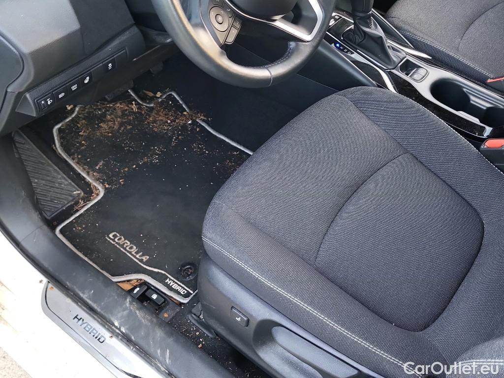  Toyota  Corolla TOYOTA  / 2019 / 4P / sedán 140H Style #16