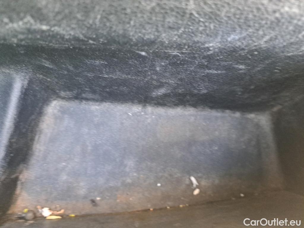  Citroen  Jumpy CITROEN  / 2016 / 4P / combi Combi Talla XL BlueHDi 120 S&S Confort #46