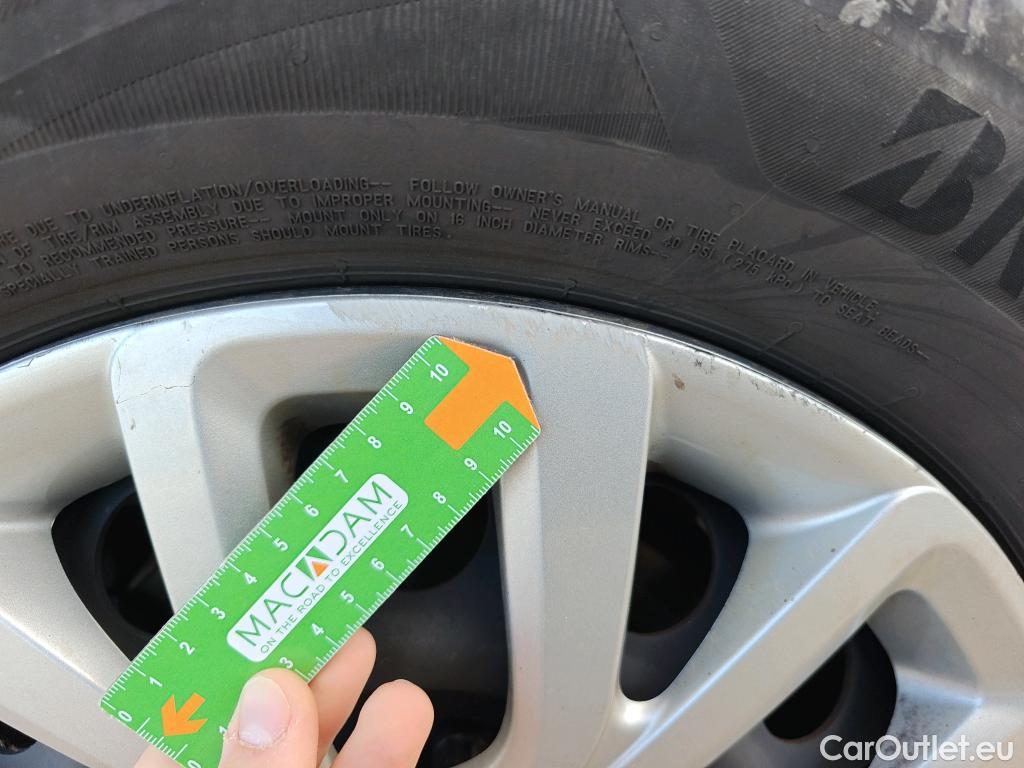  Citroen  Berlingo CITROEN  / 2018 / 4P / combi Talla M BlueHDi 100 S&S LIVE PACK (ind) #51