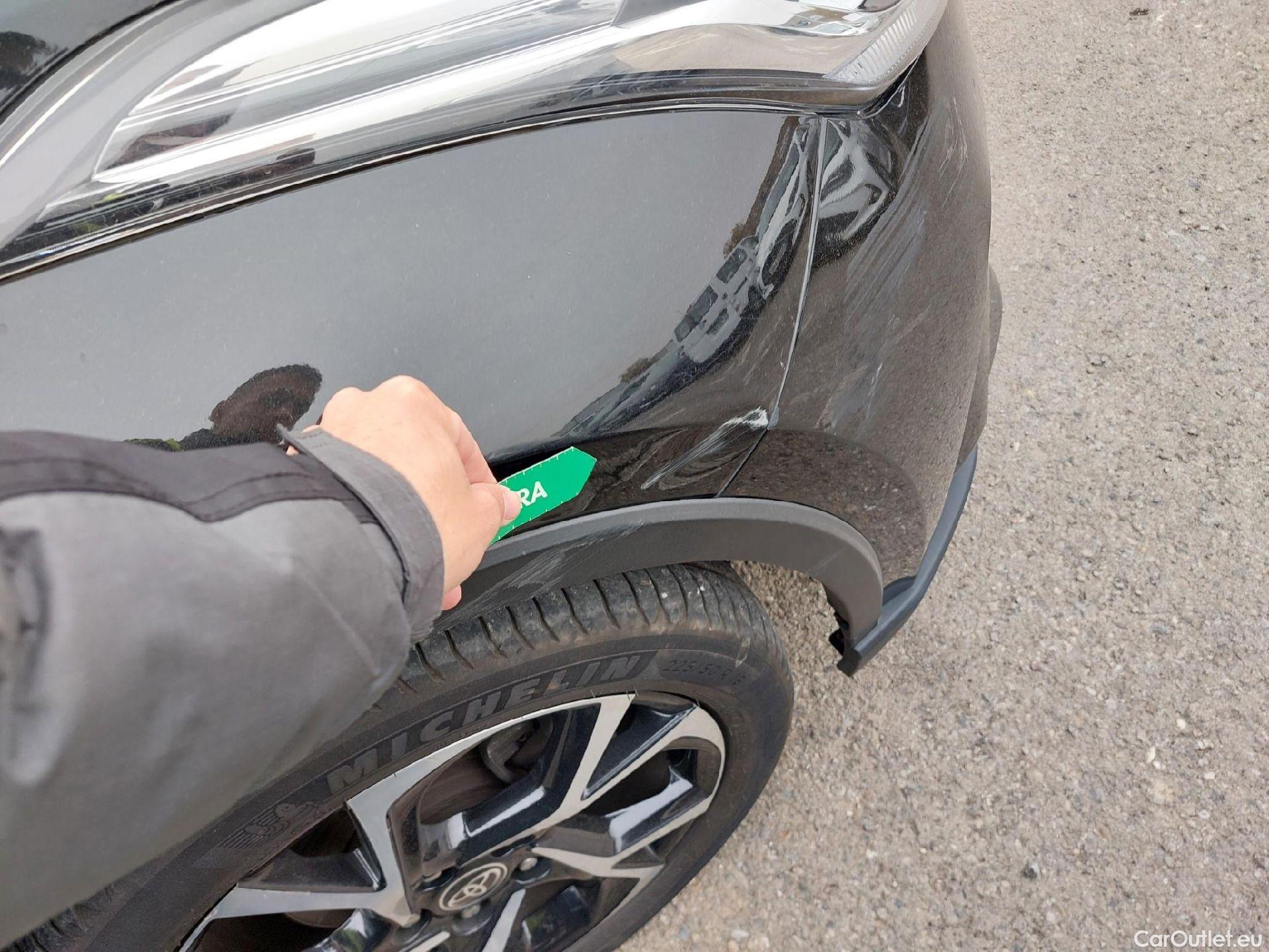  Toyota  C-HR TOYOTA  / 2019 / 5P / todoterreno 2.0 180H Advance #15