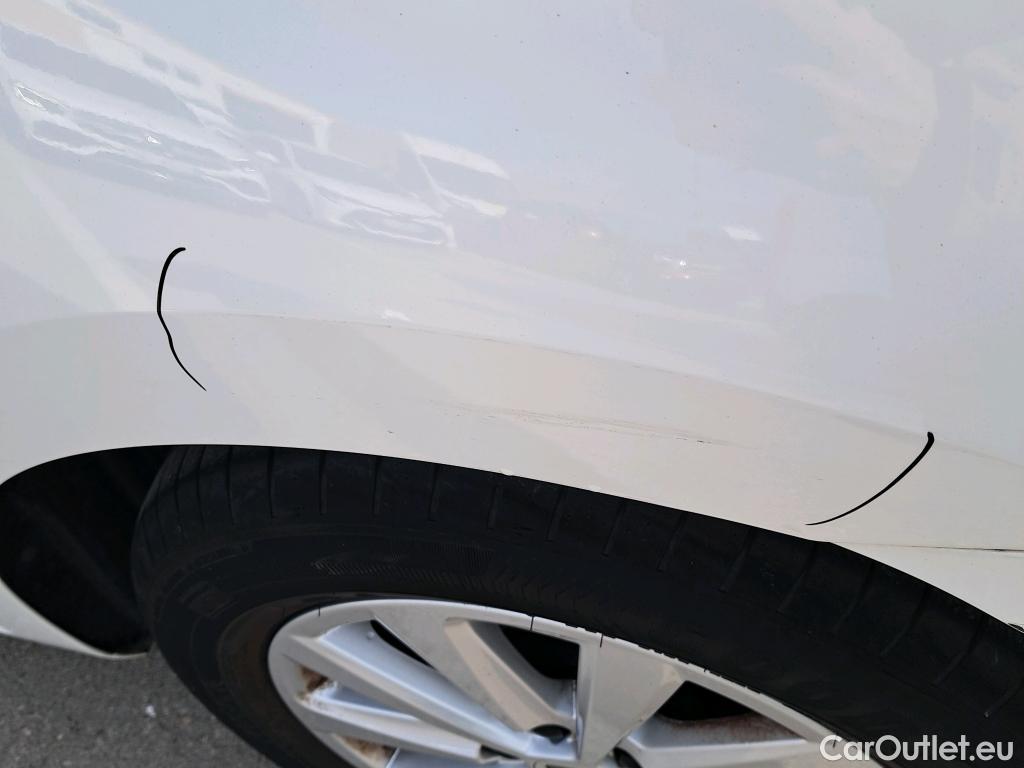  Seat  Ibiza SEAT  / 2017 / 5P / berlina con portón 1.0 TSI 81kW (110CV) Style Plus (AC) #18