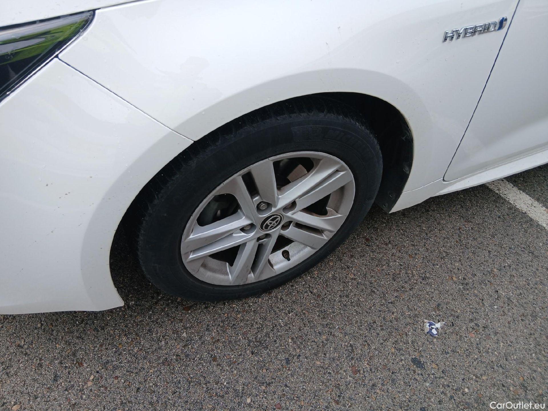  Toyota  Corolla TOYOTA  1.8 125H ACTIVE TECH E-CVT #2