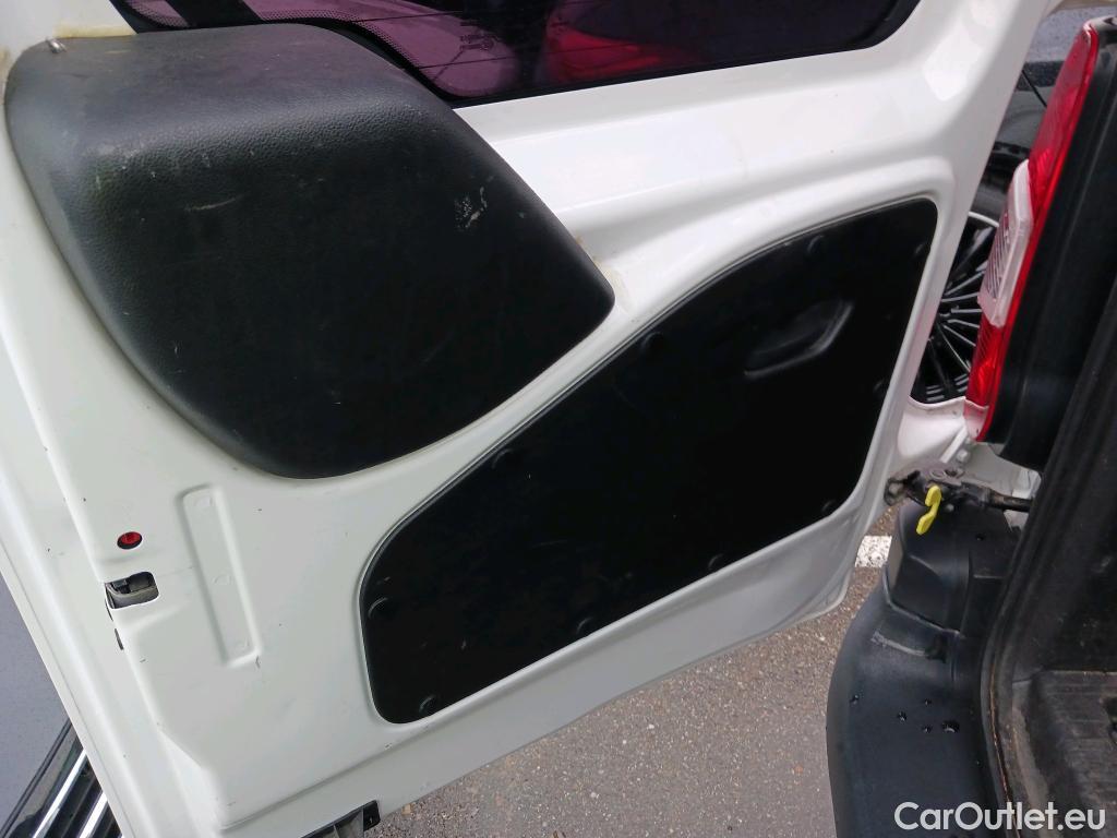  Citroen  Berlingo CITROEN  COMBI Talla M BlueHDi 100 S&S LIVE (IND) #25