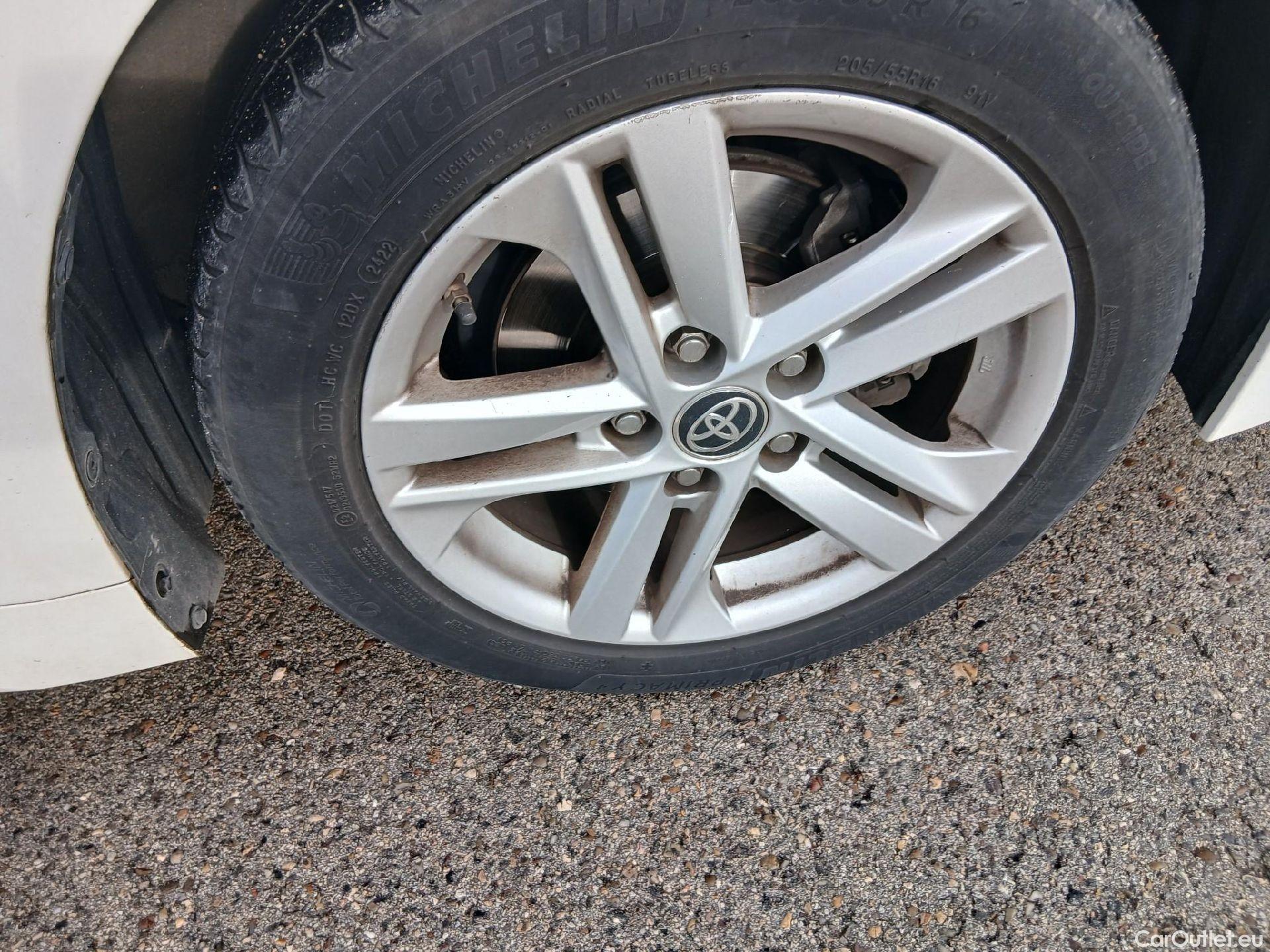  Toyota  Corolla TOYOTA  1.8 125H ACTIVE TECH E-CVT #10