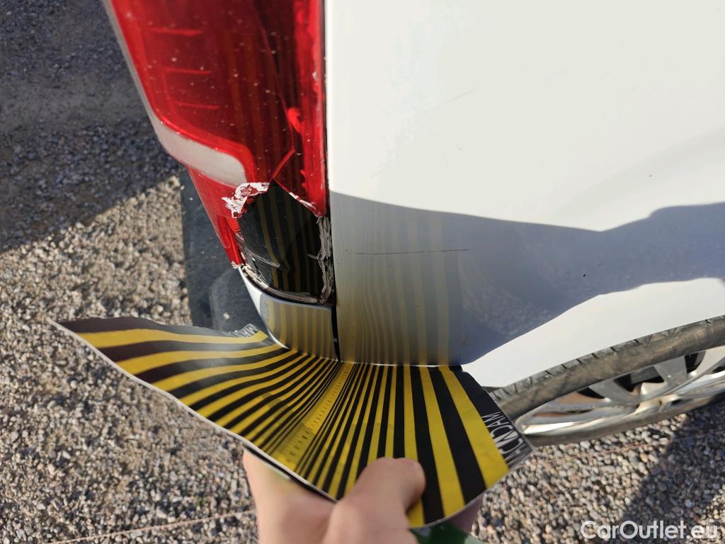  Citroen  Berlingo CITROEN  / 2018 / 4P / combi Talla M BlueHDi 100 S&S LIVE PACK (ind) #6