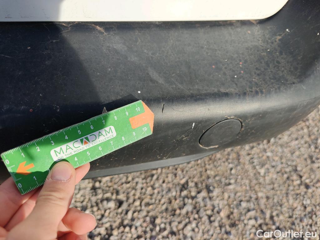  Citroen  Berlingo CITROEN  / 2018 / 4P / combi Talla M BlueHDi 100 S&S LIVE PACK (ind) #38