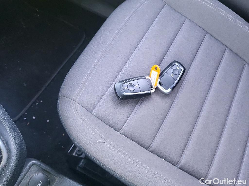  Ford  Grand Tourneo FORD  Connect / 2013 / 5P / monovolumen 1.5 TDCi 74kW (100CV) Titanium #11