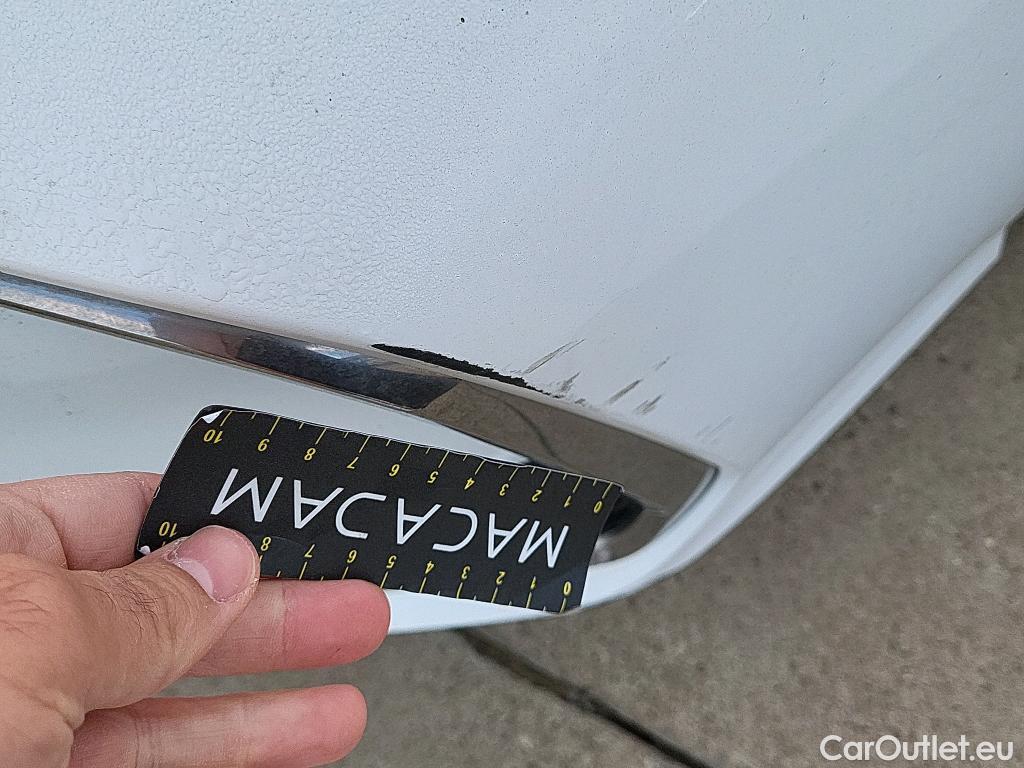  Toyota  Corolla TOYOTA  / 2019 / 4P / sedán 140H Style #12