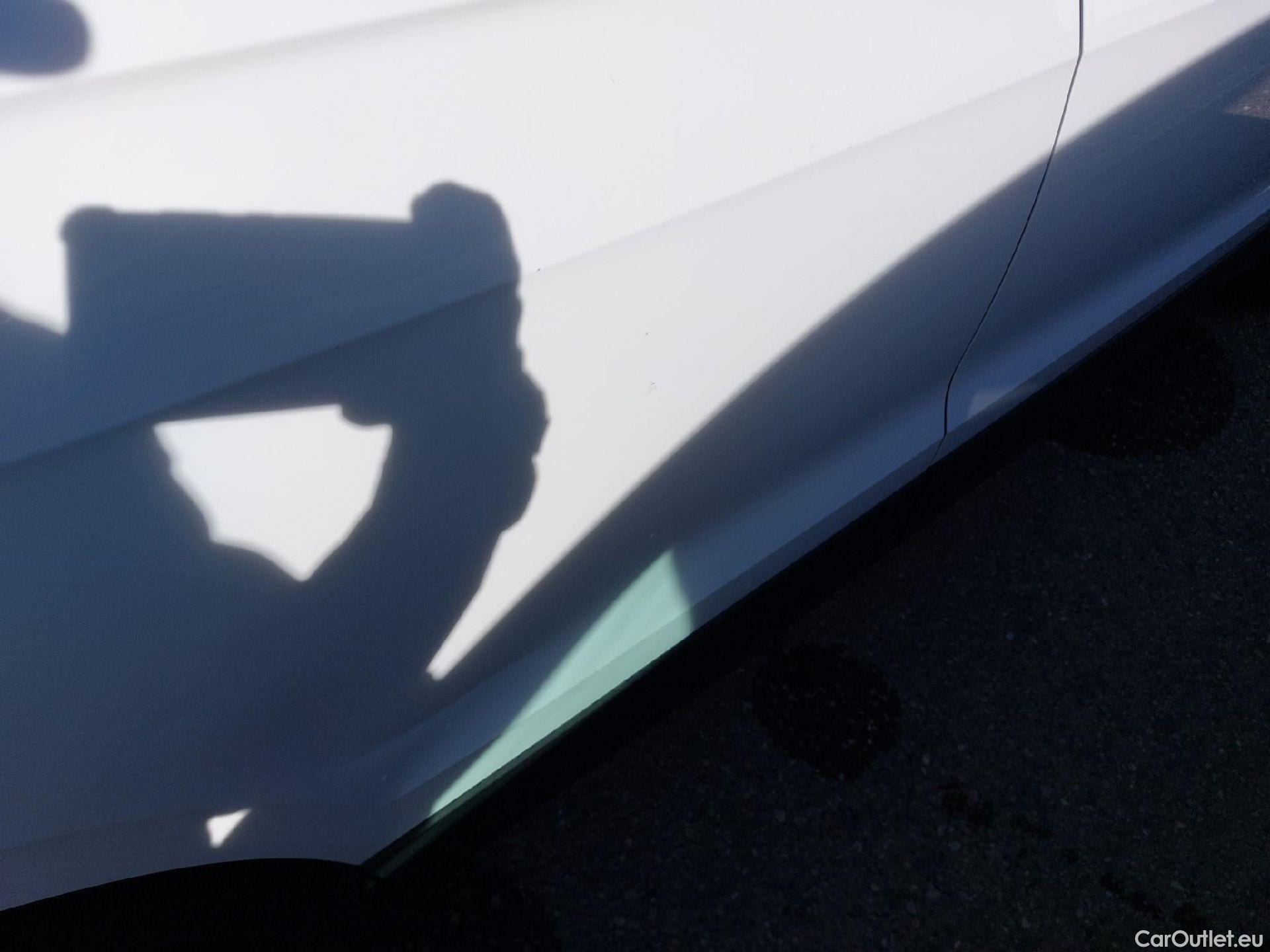  Volkswagen  T-CROSS VOLKSWAGEN  / 2018 / 5P / todoterreno Advance 1.0 TSI 85kW (115CV) DSG (AC) #15