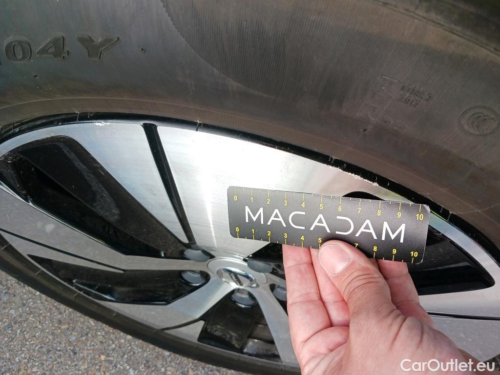  Volvo  XC 40 VOLVO XC40 / 2017 / 5P / todoterreno 1.5 T5 Twin Business Plus Auto #64