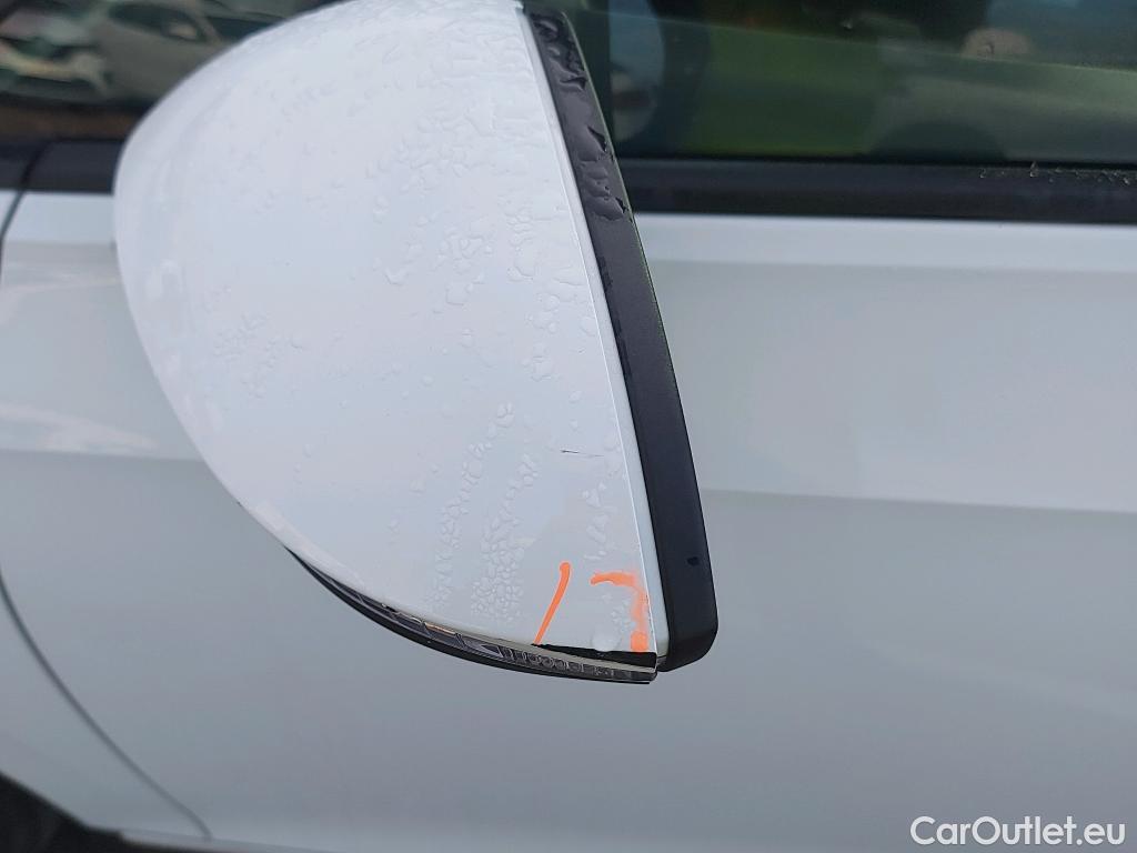  Volkswagen  Golf  VOLKSWAGEN / 2020 / 5P / berlina con portón 1.0 TSI 81kW (110CV) #31