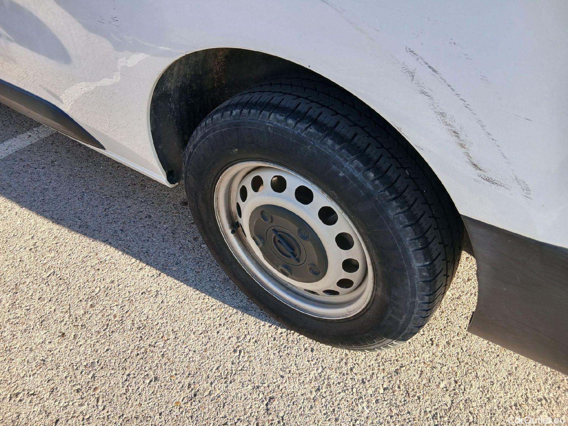  Opel  Vivaro OPEL  / 2019 / 4P / furgón 2.0 D 88kW (120CV) L Inc Express M.P. DC #10