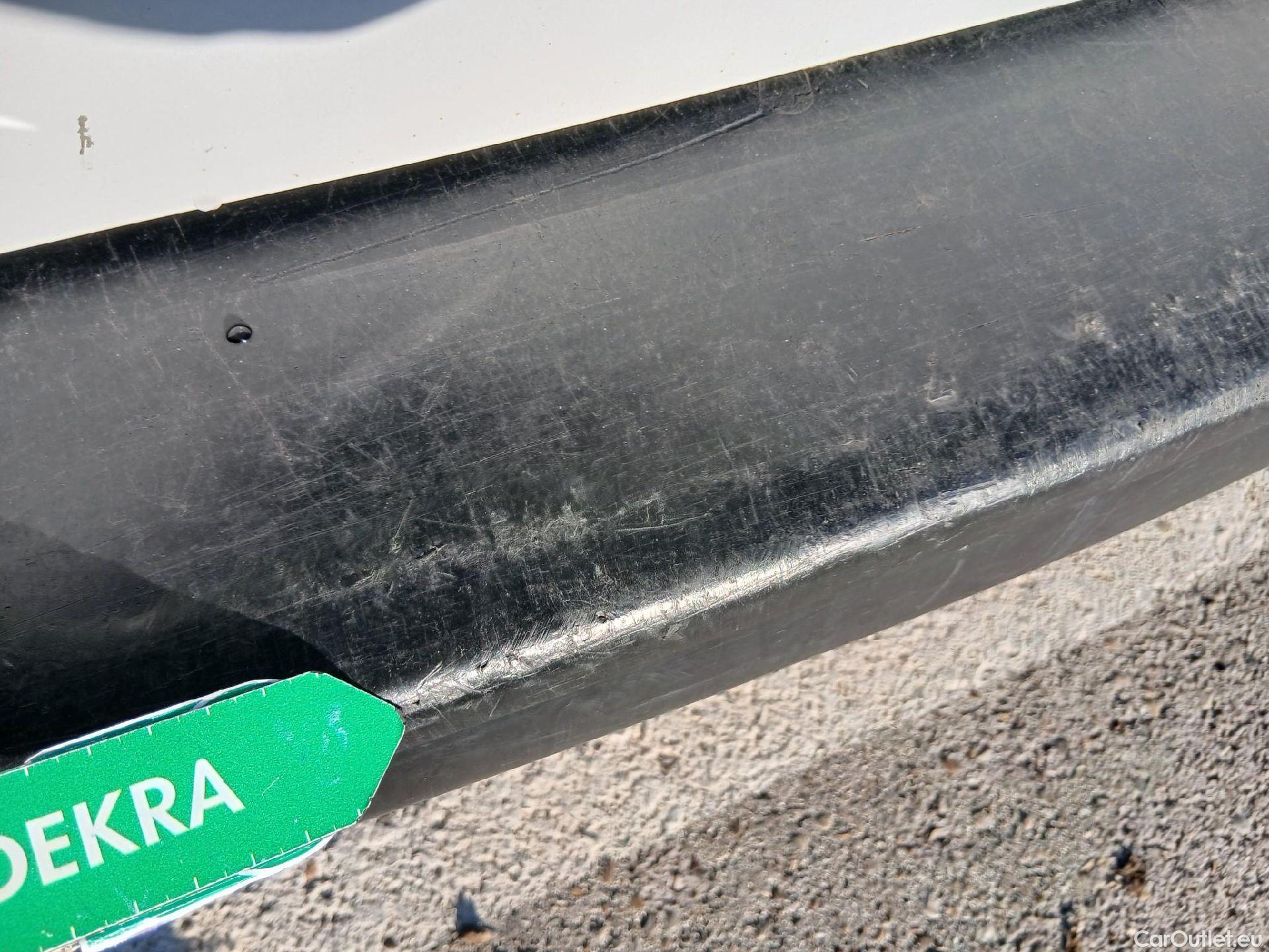  Opel  Vivaro OPEL  / 2019 / 4P / furgón 2.0 D 88kW (120CV) L Inc Express M.P. DC #30