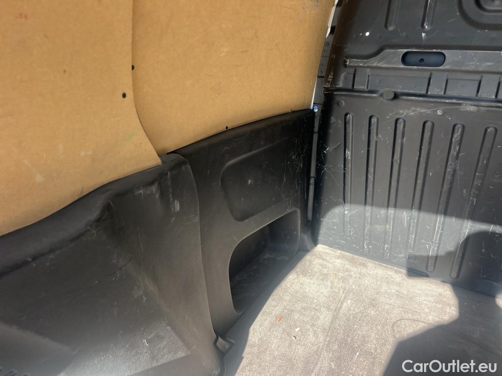  Peugeot  Partner  Pro L1 1.5 HDi 75CV MT5 E6dT #33