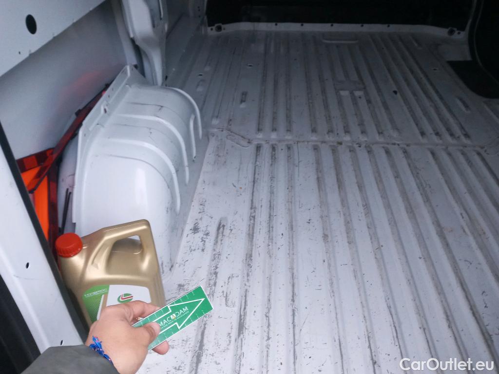  Renault  Trafic RENAULT  / 2021 / 4P / furgón Furgón L1H1 Blue dCi 96 Kw (130 CV) (AC4) #3