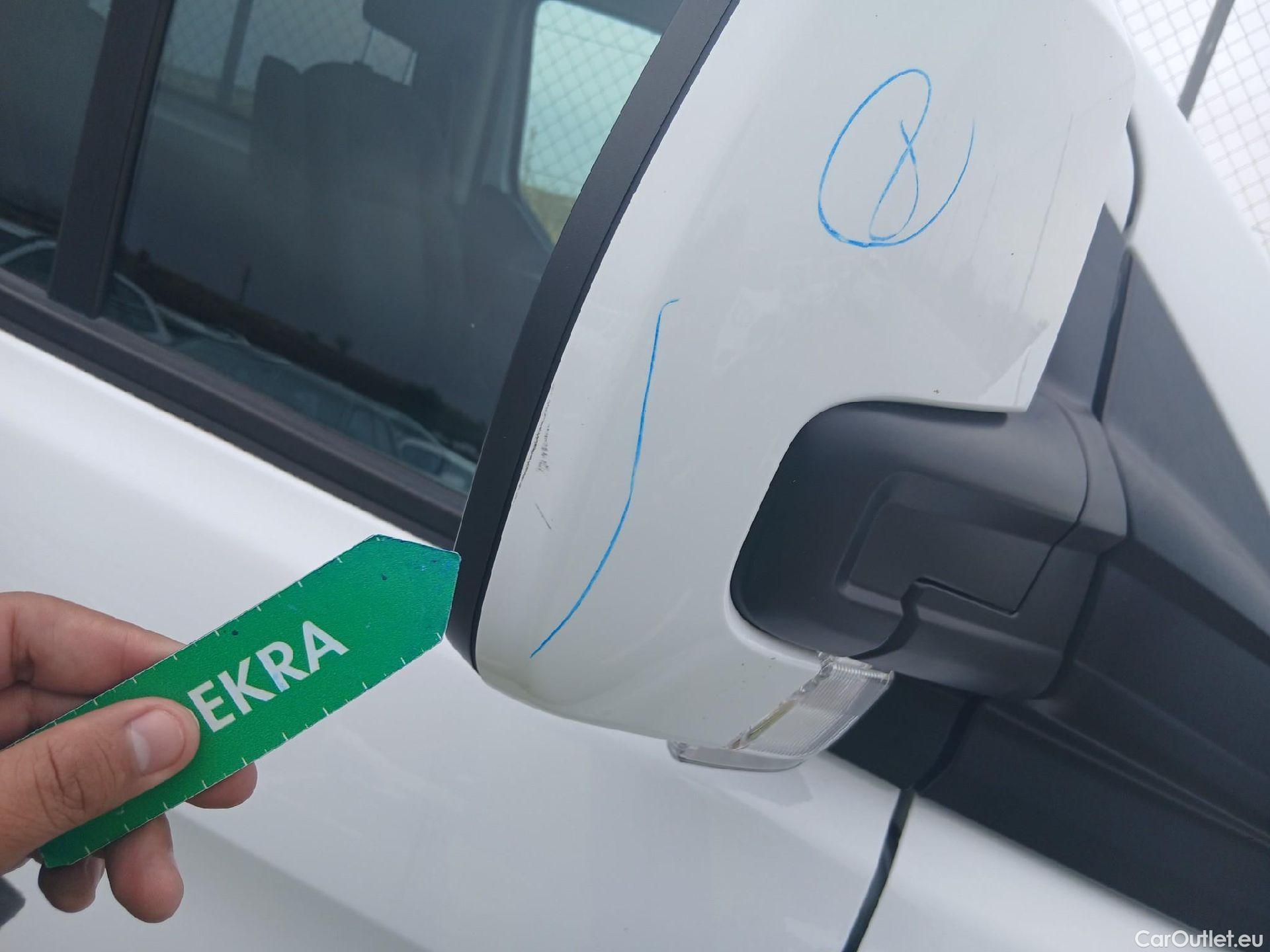  Ford  Transit FORD  Custom / 2012 / 4P / combi Mixto 2.0 TDCI 96kW 320 L1 Trend MHEV #47