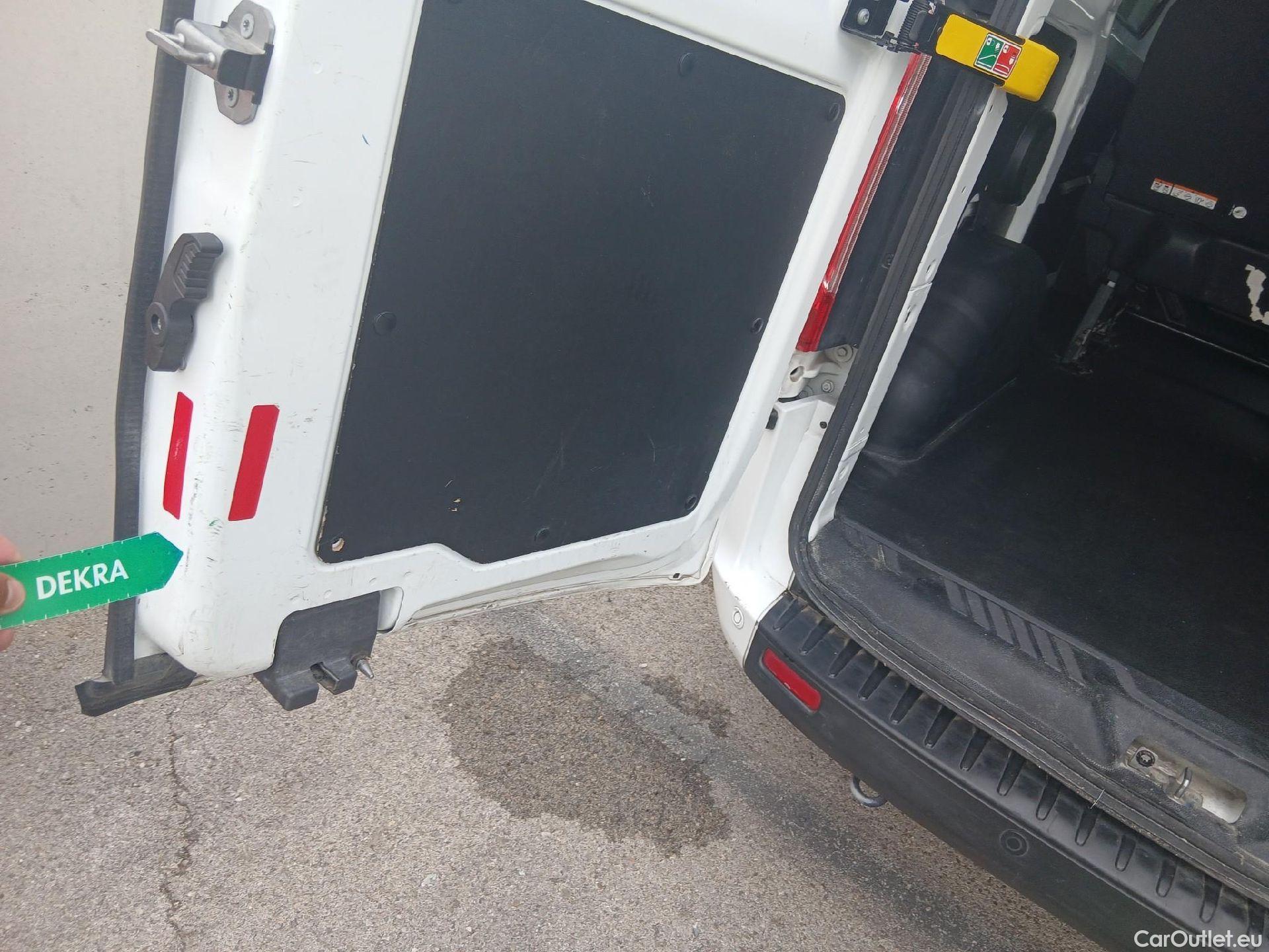  Ford  Transit FORD  Custom / 2012 / 4P / combi Mixto 2.0 TDCI 96kW 320 L1 Trend MHEV #3