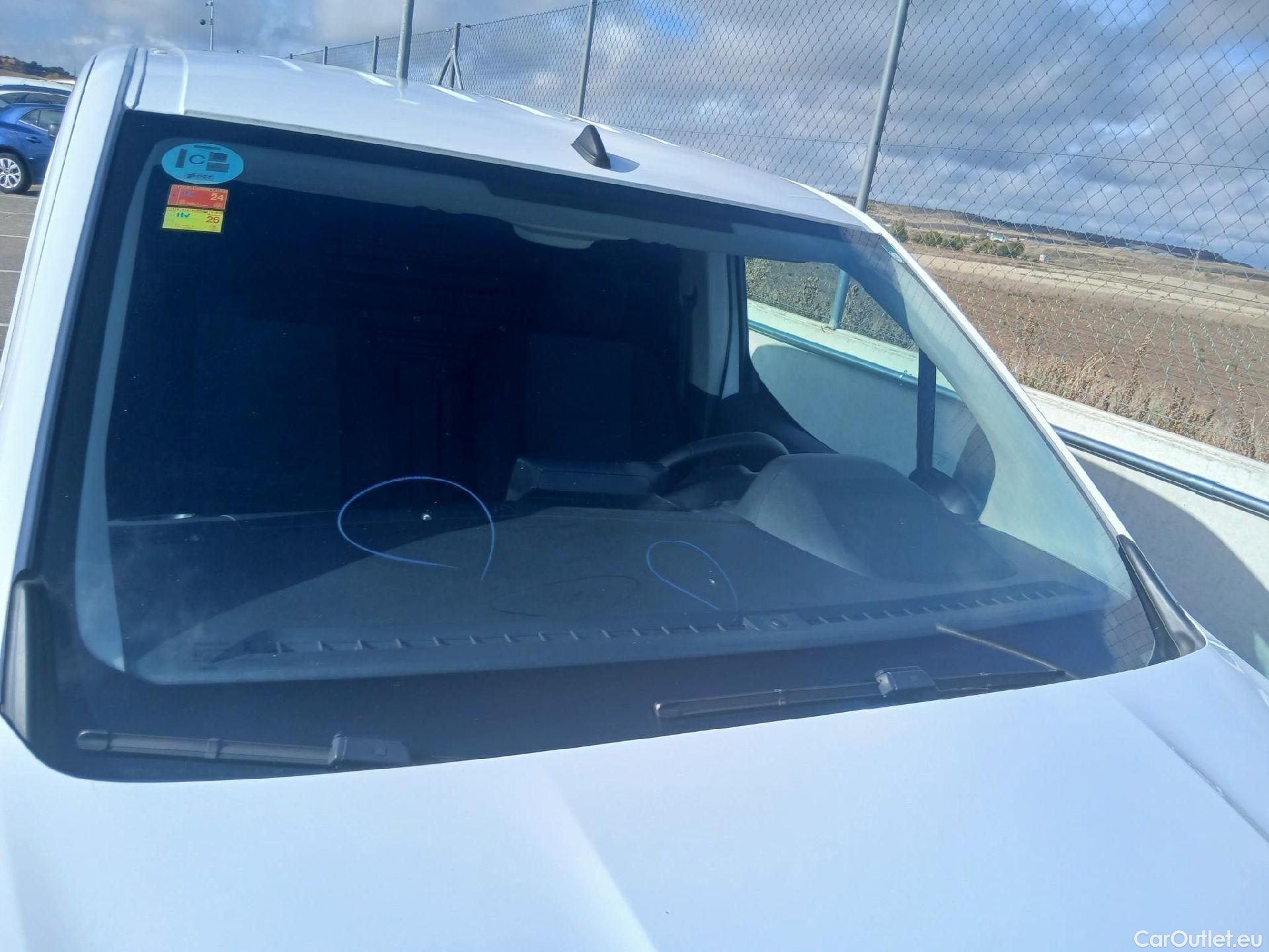  Peugeot  Partner PEUGEOT  / 2018 / 3P / furgón derivado de turismo Pro Standard 600kg BlueHDi 73kW (AC) #21