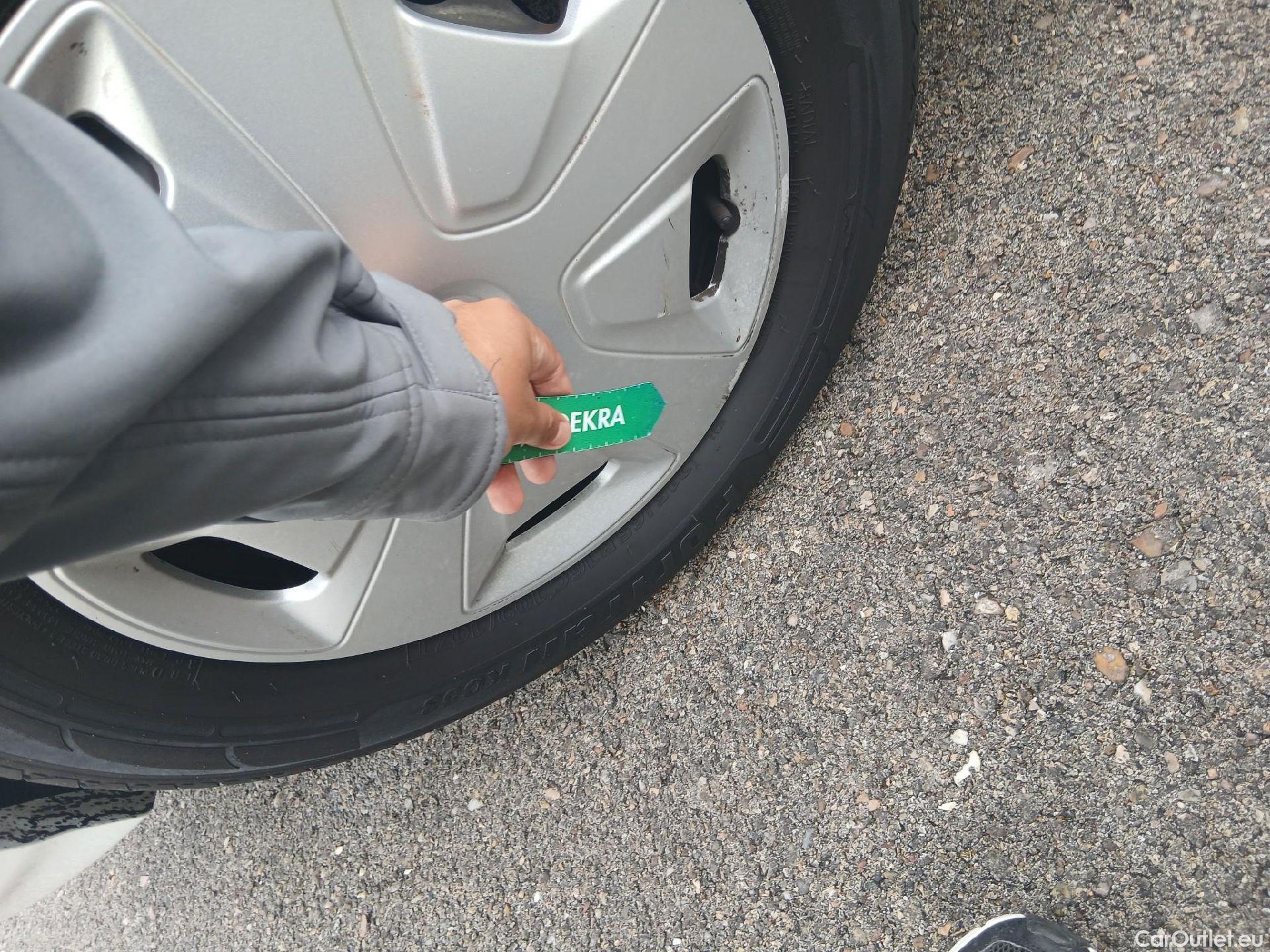  Ford  Transit FORD  Custom / 2012 / 4P / combi Mixto 2.0 TDCI 96kW 320 L1 Trend MHEV #26