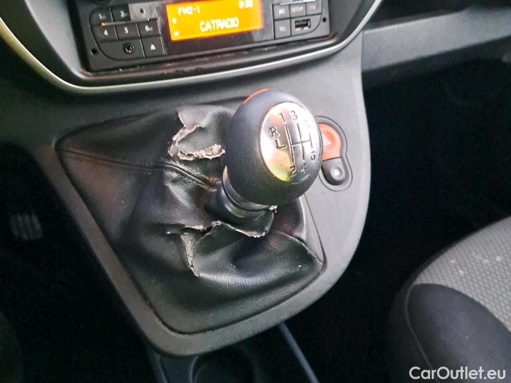  Renault  Kangoo RENAULT  Furgón/2013/3P/furgón derivado de turismo Profesional Blue dCi 70kW (95CV) #35