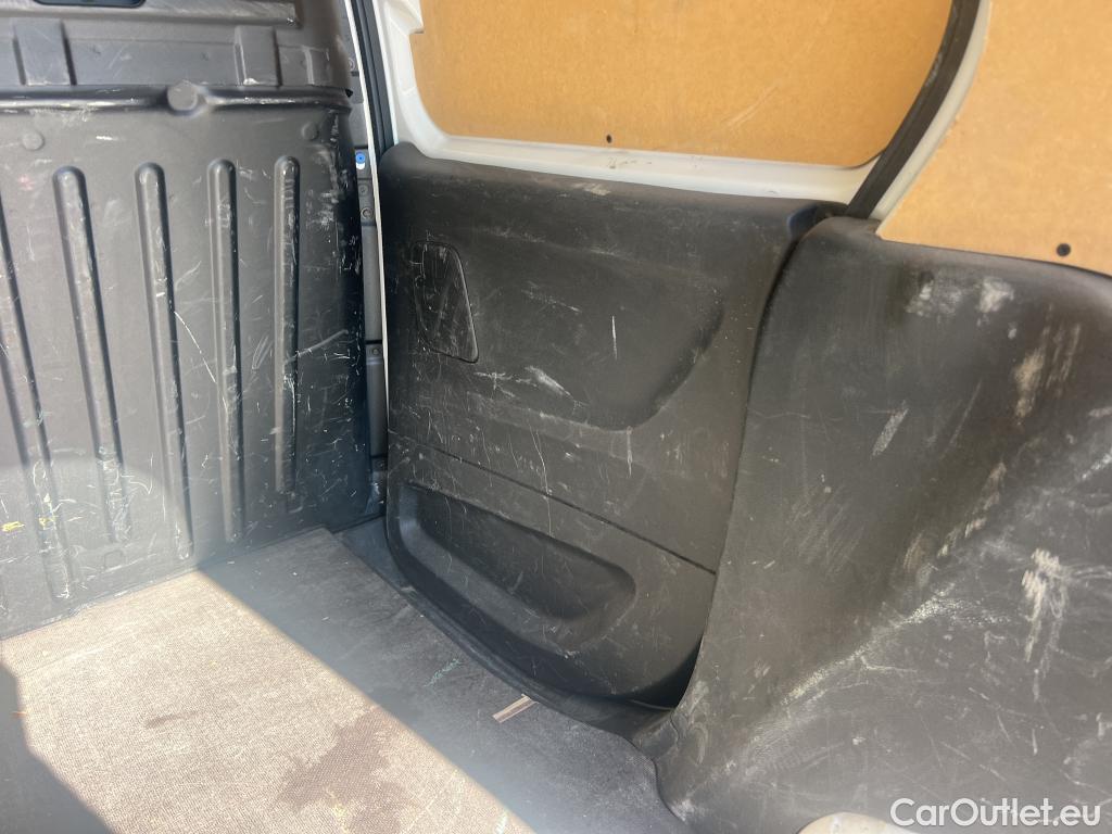  Peugeot  Partner  Pro L1 1.5 HDi 75CV MT5 E6dT #31