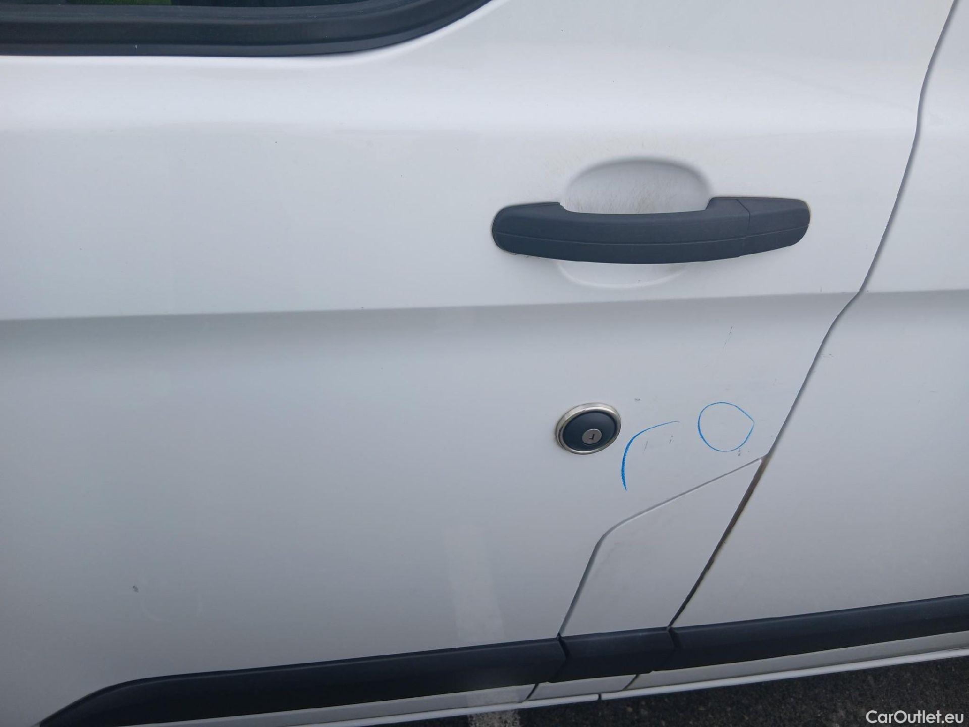  Ford  Transit FORD  Custom / 2012 / 4P / combi Mixto 2.0 TDCI 96kW 320 L1 Trend MHEV #30