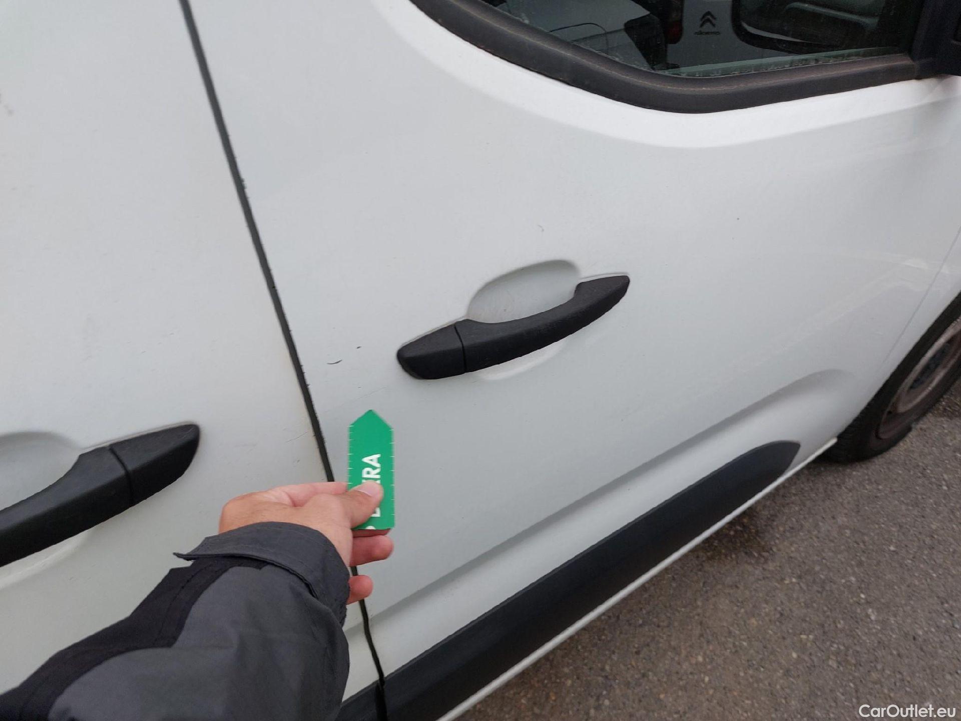  Peugeot  Partner PEUGEOT  / 2018 / 4P / furgón derivado de turismo Premium Standard 600kg BlueHDi 73kW #16