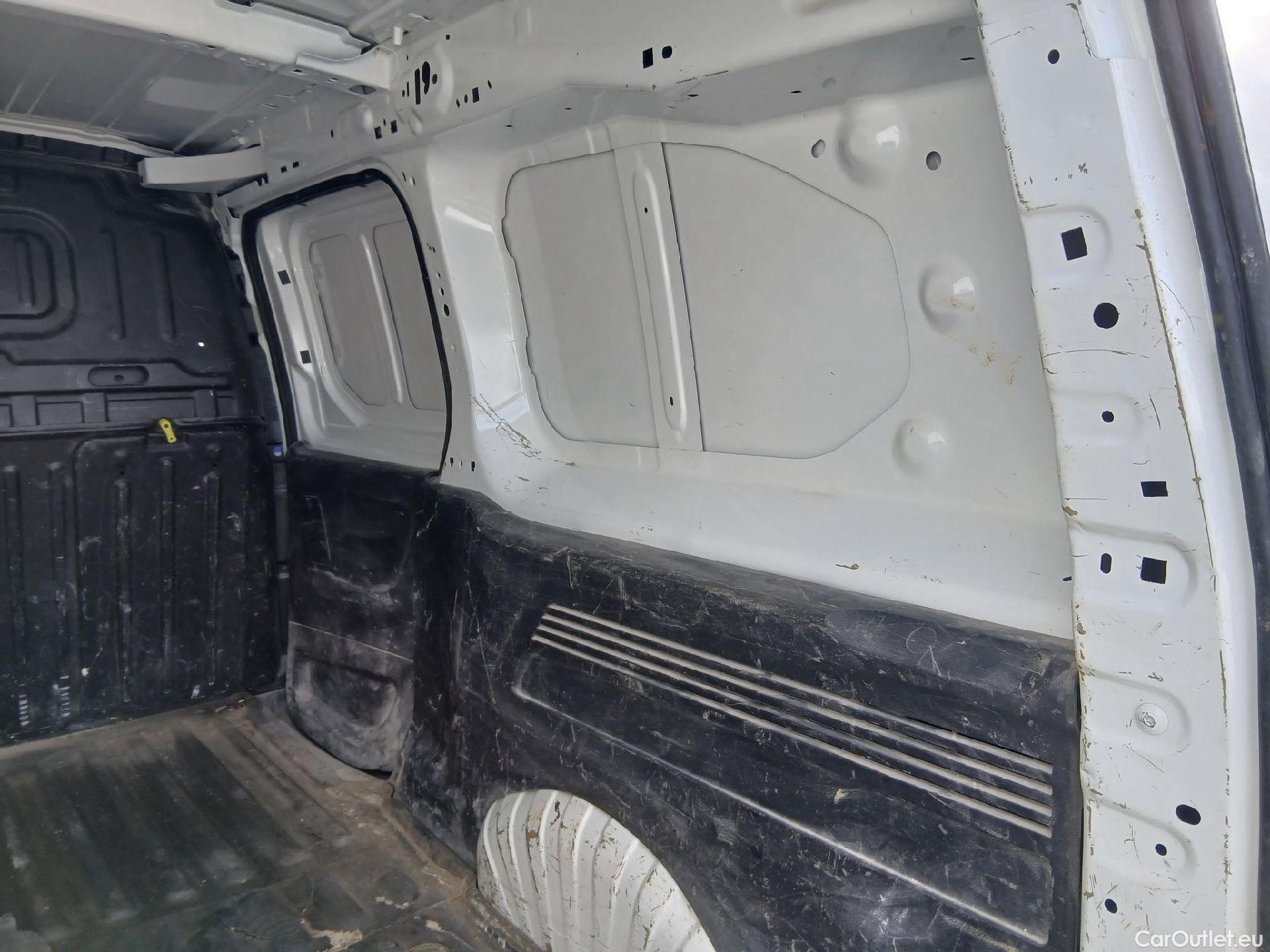  Opel  Combo OPEL  / 2018 / 4P / furgón derivado de turismo 1.5TD 75kW (100CV) Select XL H1 1000kg #27