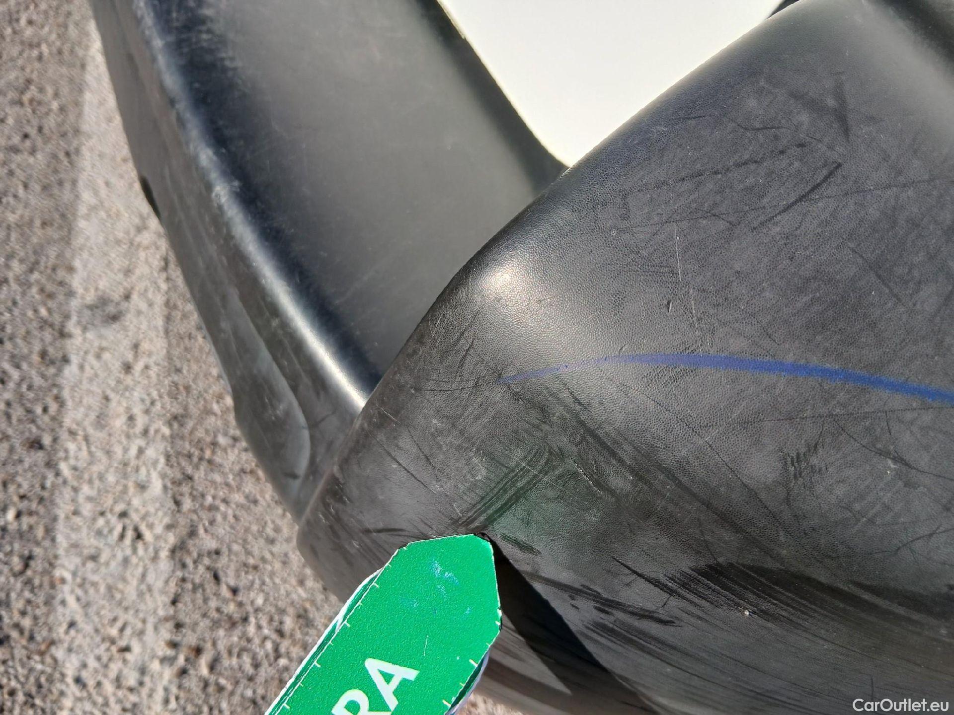  Opel  Vivaro OPEL  / 2019 / 4P / furgón 2.0 D 88kW (120CV) L Inc Express M.P. DC #32